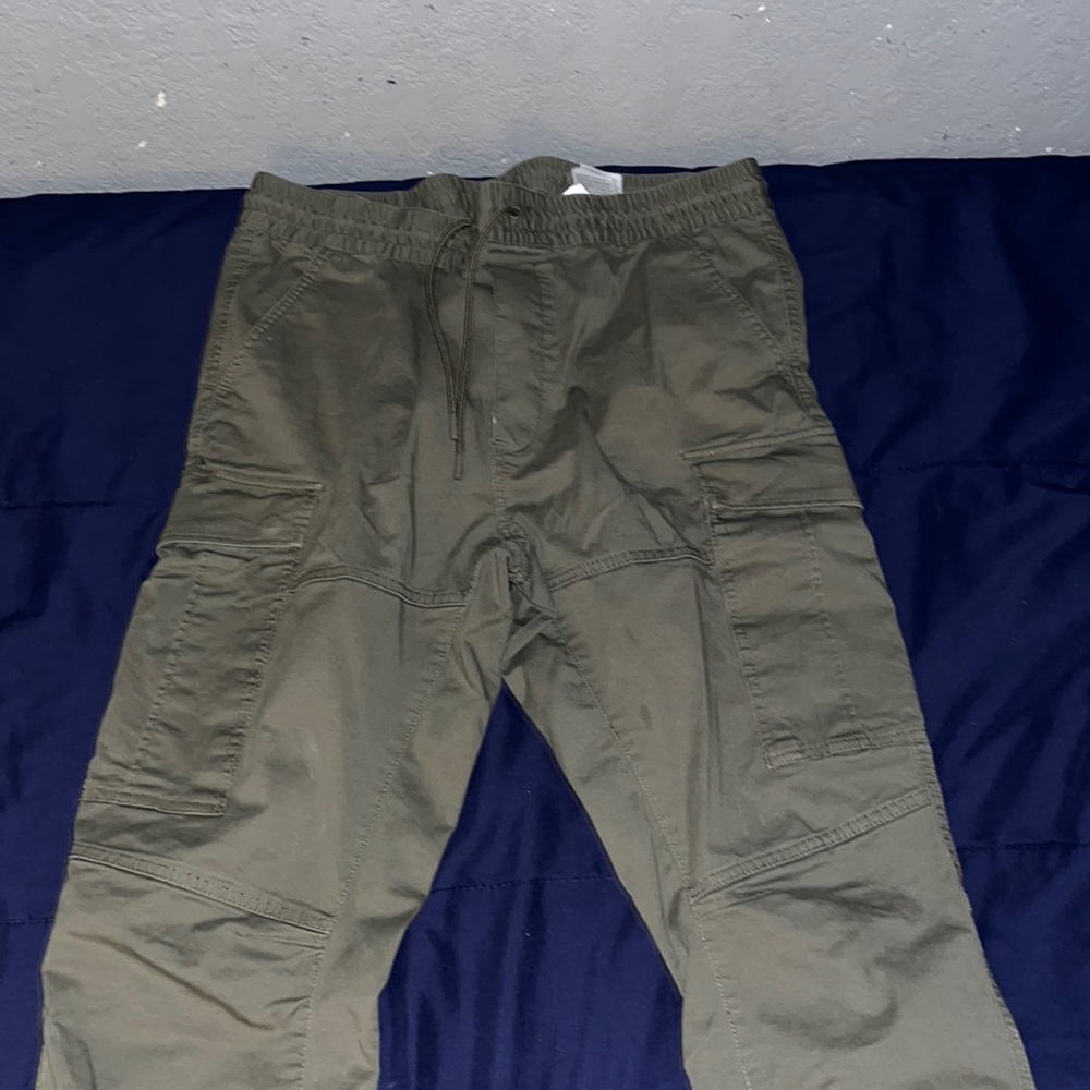 H&M green cargo , Size M BRAND NEW